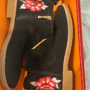 Kate Spade Bellville Floral Embroidered Suede Black Booties - Size 6.5